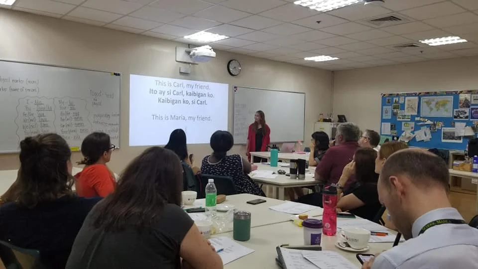 eriza-teaching-group-of-expat